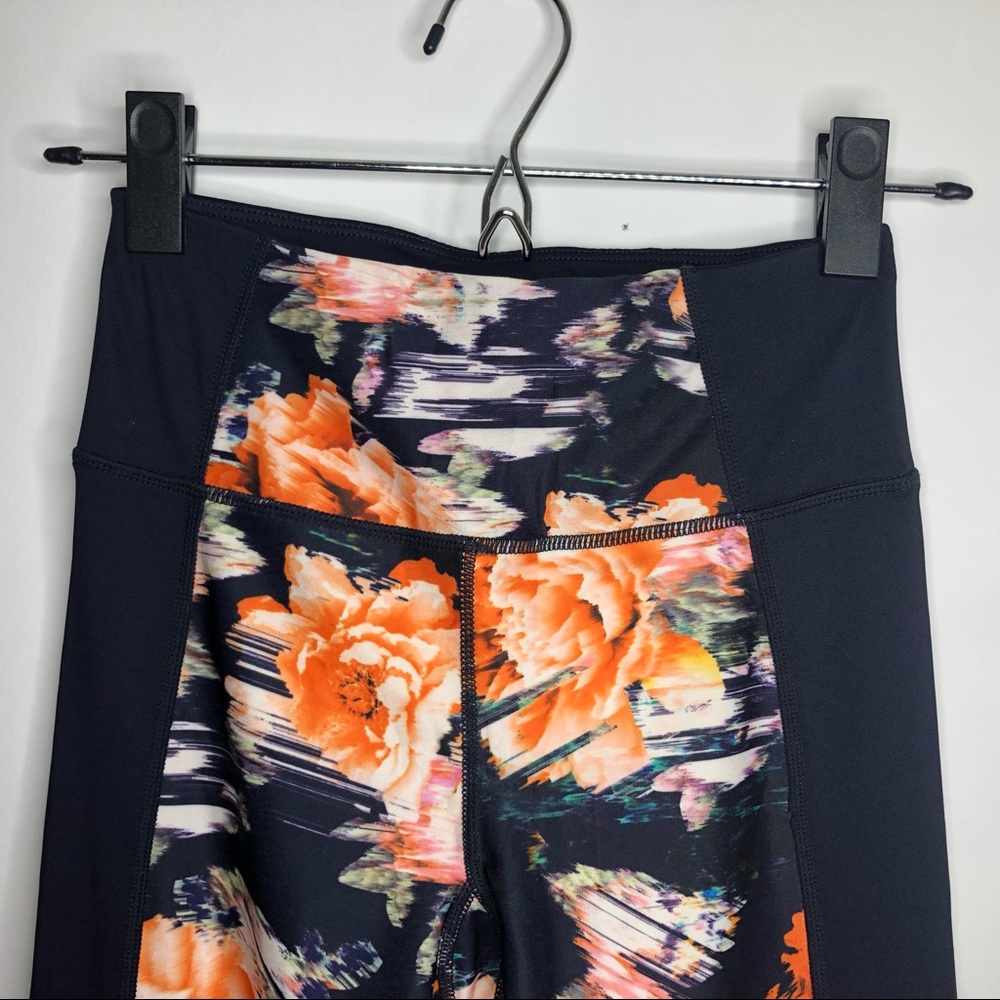 BETSEY JOHNSON PERFORMANCE Give Love Get Love black orange floral leggin… - Picture 5 of 11